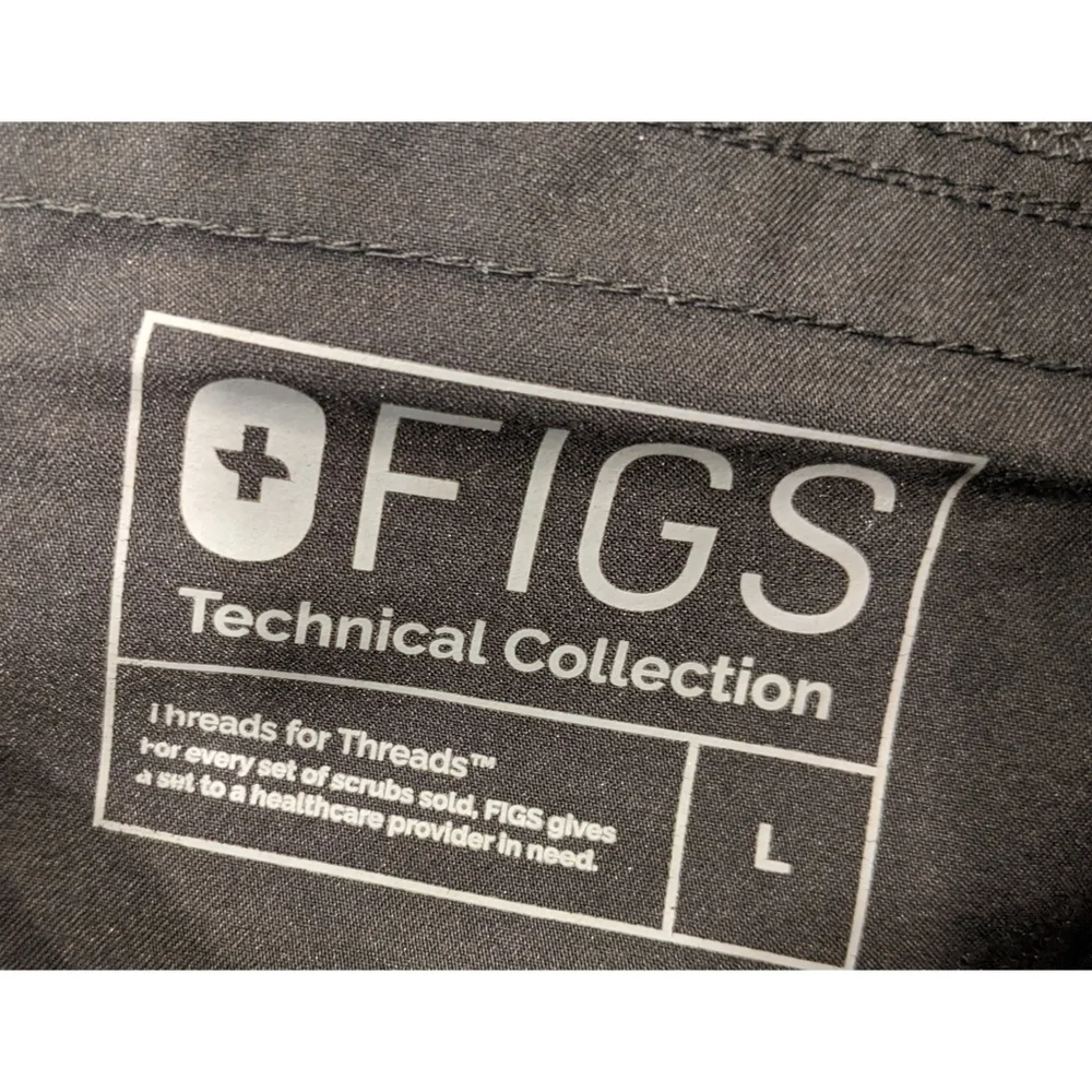 Figs Technical Collection Axim Cargo Scrub Pants in Black Size Large